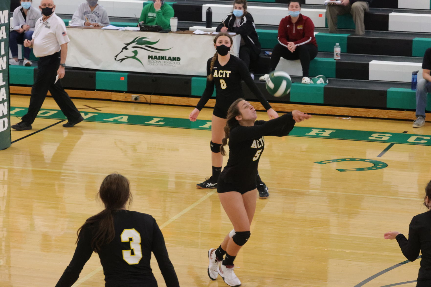 Mainland vs ACIT volleyball